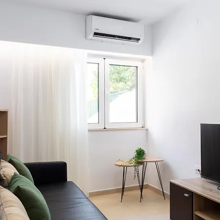 Апартаменты Maria's Comfort 300 Metre From The Sea