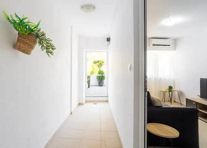 Maria's Comfort 300 Metre From The Sea Appartement Rethimnon