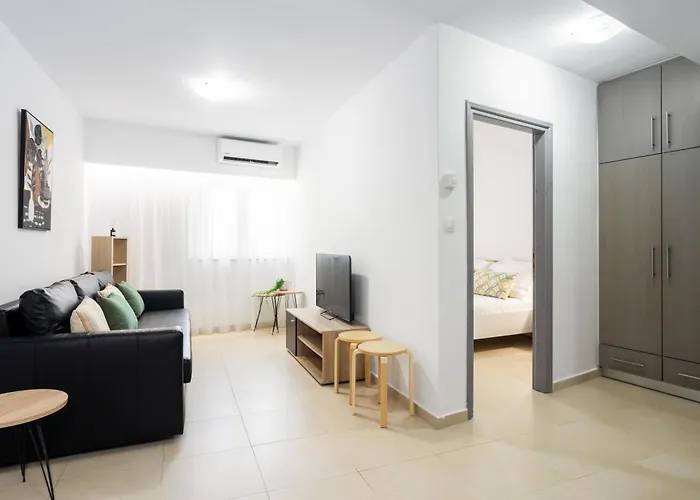 Maria's Comfort 300 Metre From The Sea Апартаменты