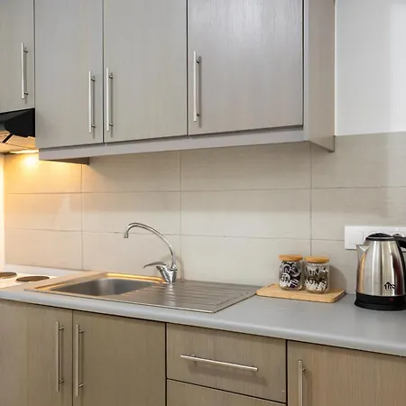 Apartament Maria's Comfort 300 Metre From The Sea Retimno